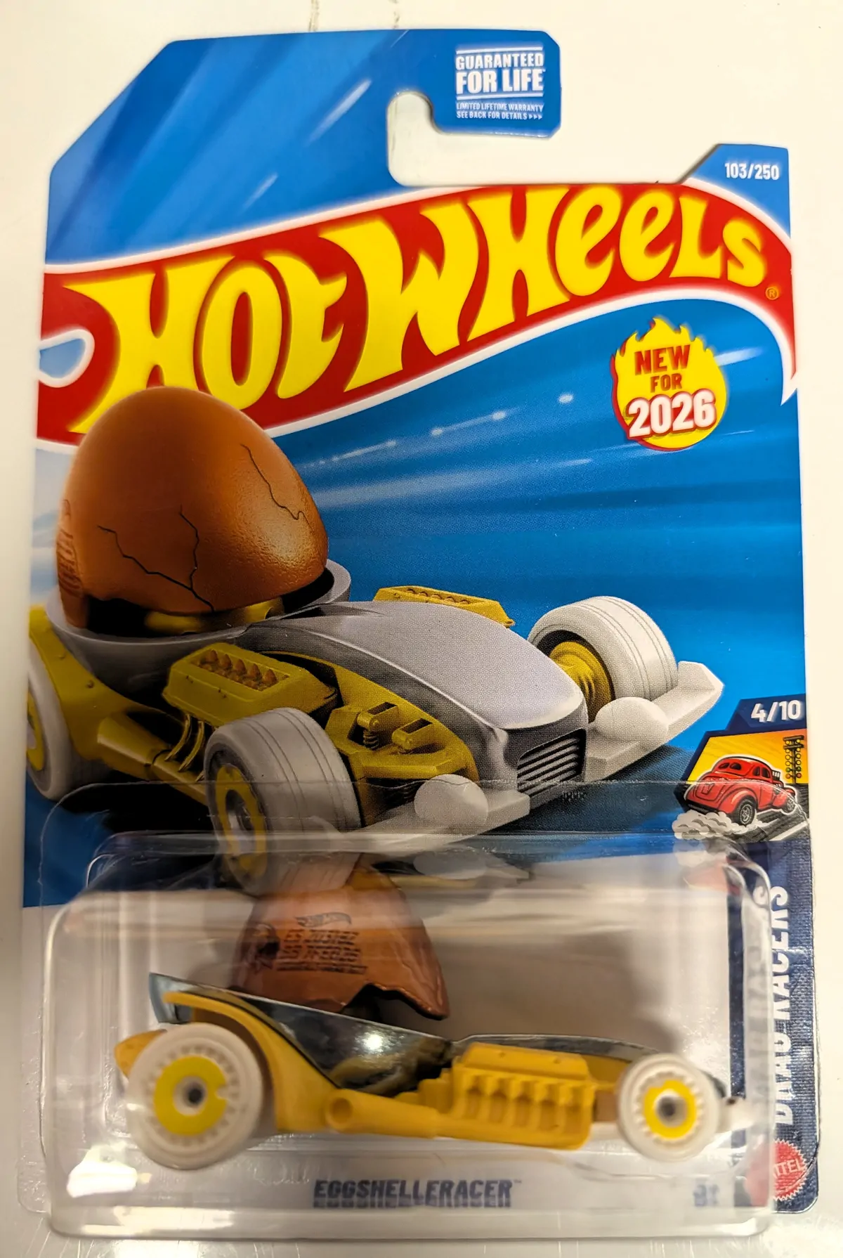 Image of Eggshellracer