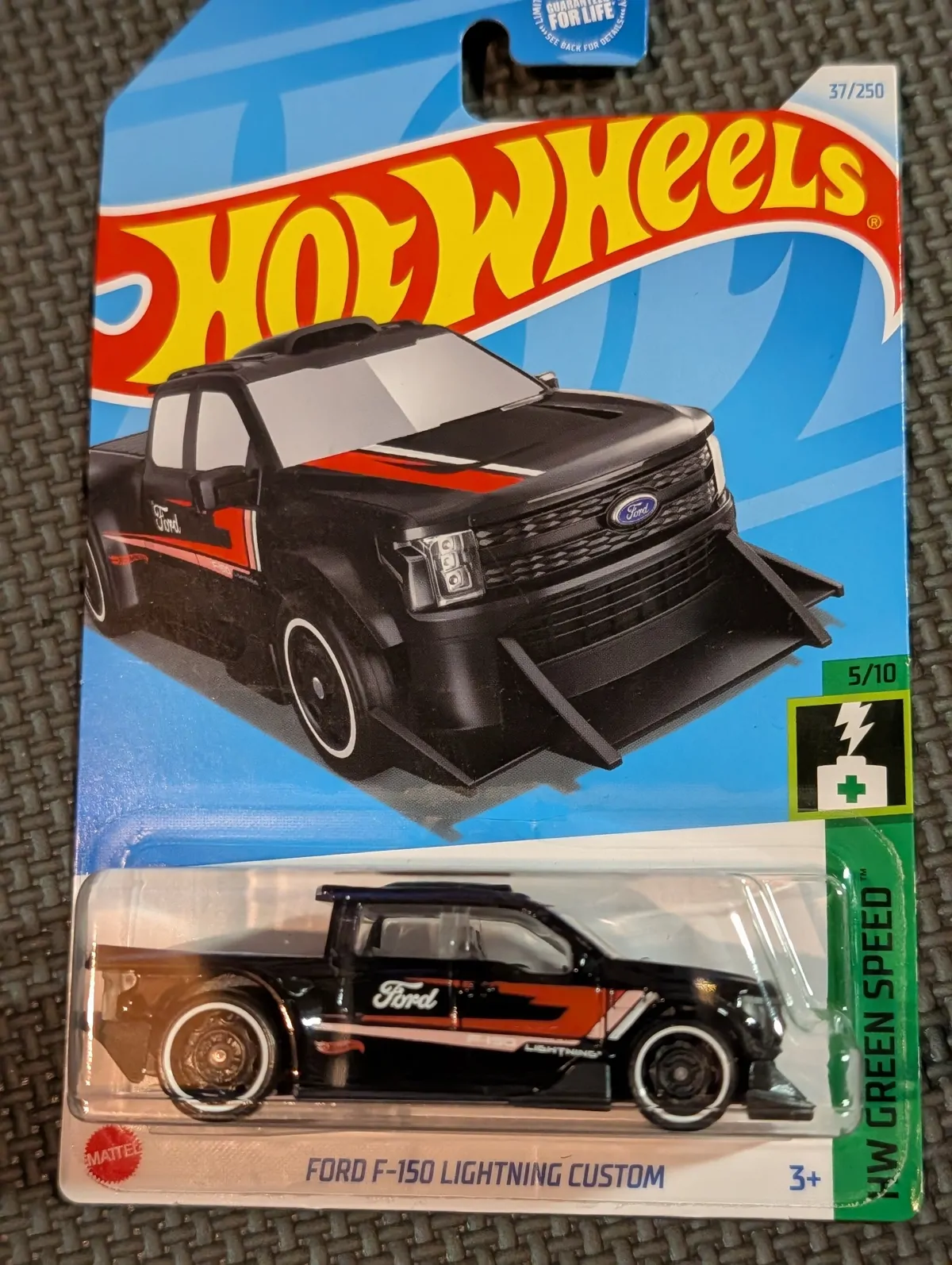 Image of Ford F-150 Lightning Custom